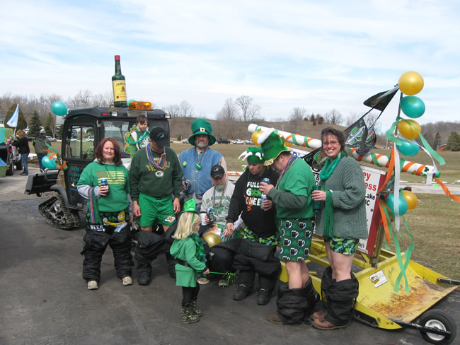 /pictures/ST Pats Floats 2010 - Pants on the ground/IMG_3086.jpg